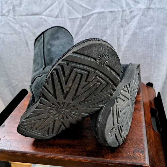 UGG Classic Tall II Boot 1016224 Women's 9 Black Twinface Winter Shearling Lined - Picture 5 of 13